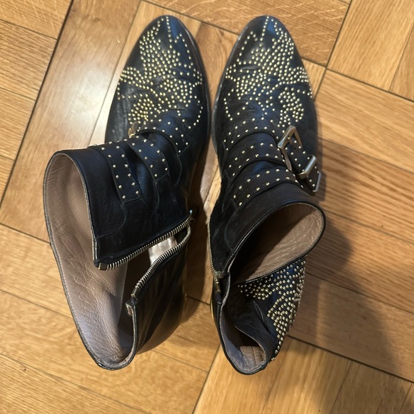 Chloe Shoes - Chloe Susanna Studded Leather Ankle Boots